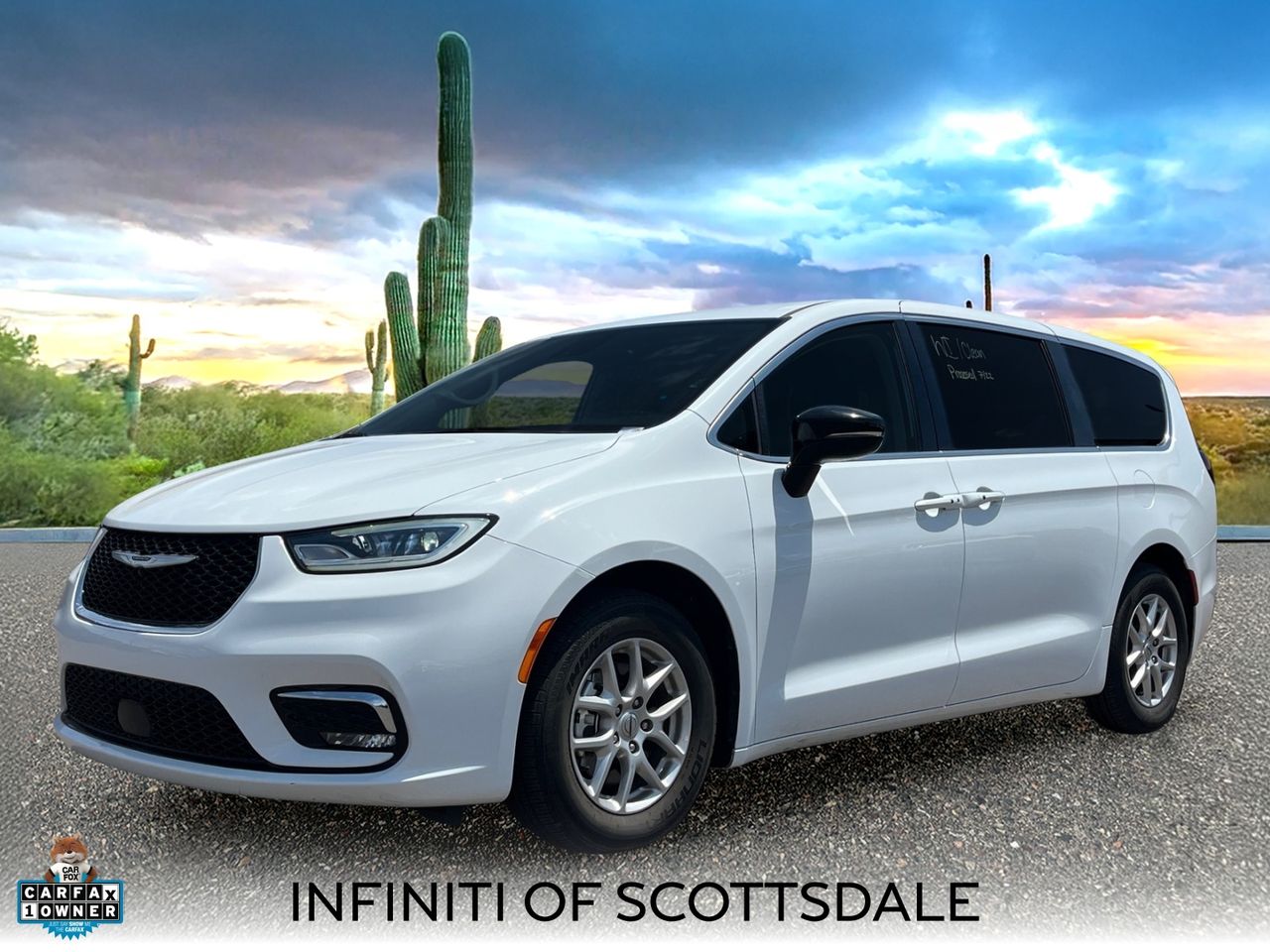 Bright White Clearcoat 2024 Chrysler Pacifica Minivan Front-Wheel Drive 9-Speed Automatic