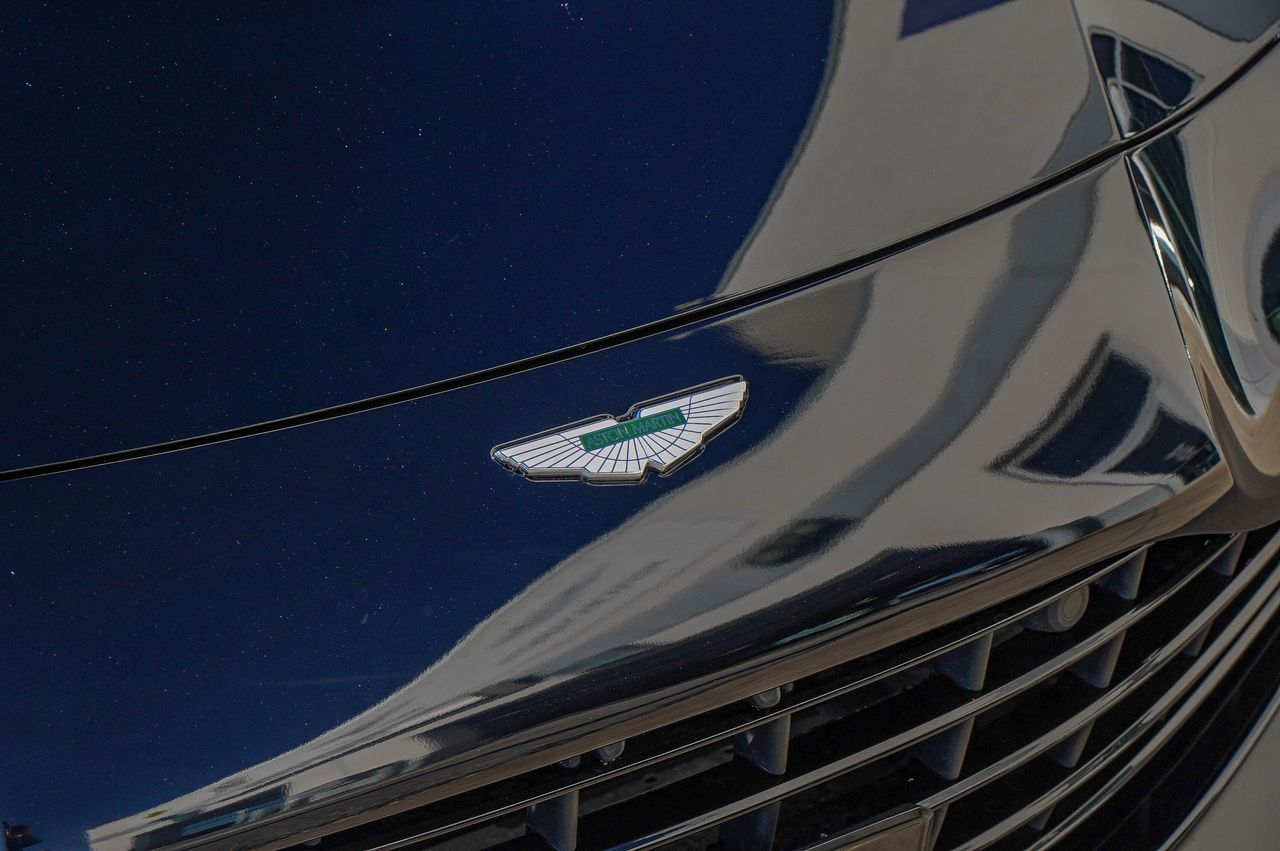 Used Car 2022 Aston Martin Vantage  For Sale Under $140,000 In Austin, Texas