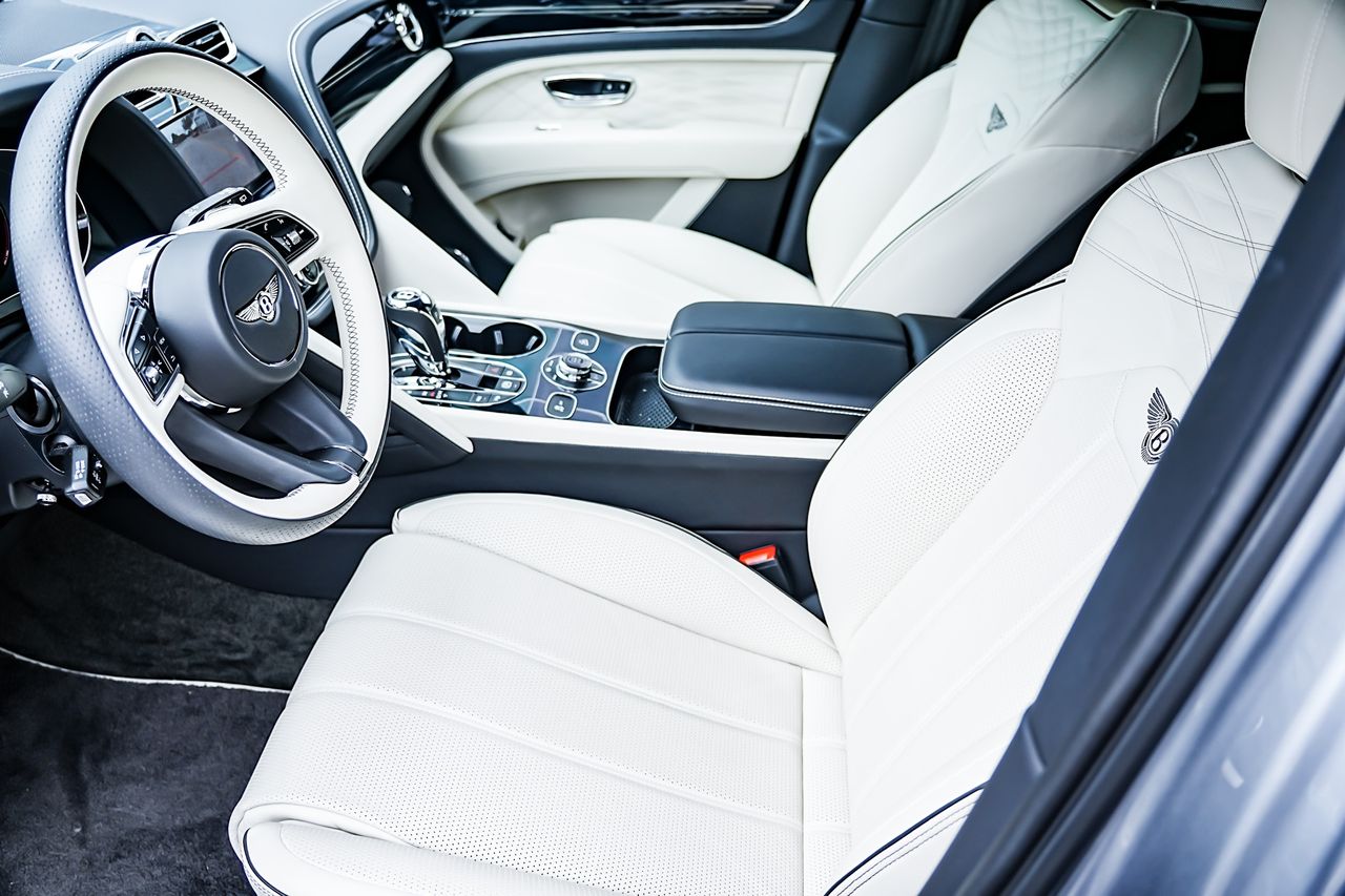 Used Car 2023 Bentley Bentayga Ewb  For Sale Under $200,000 In Austin, Texas