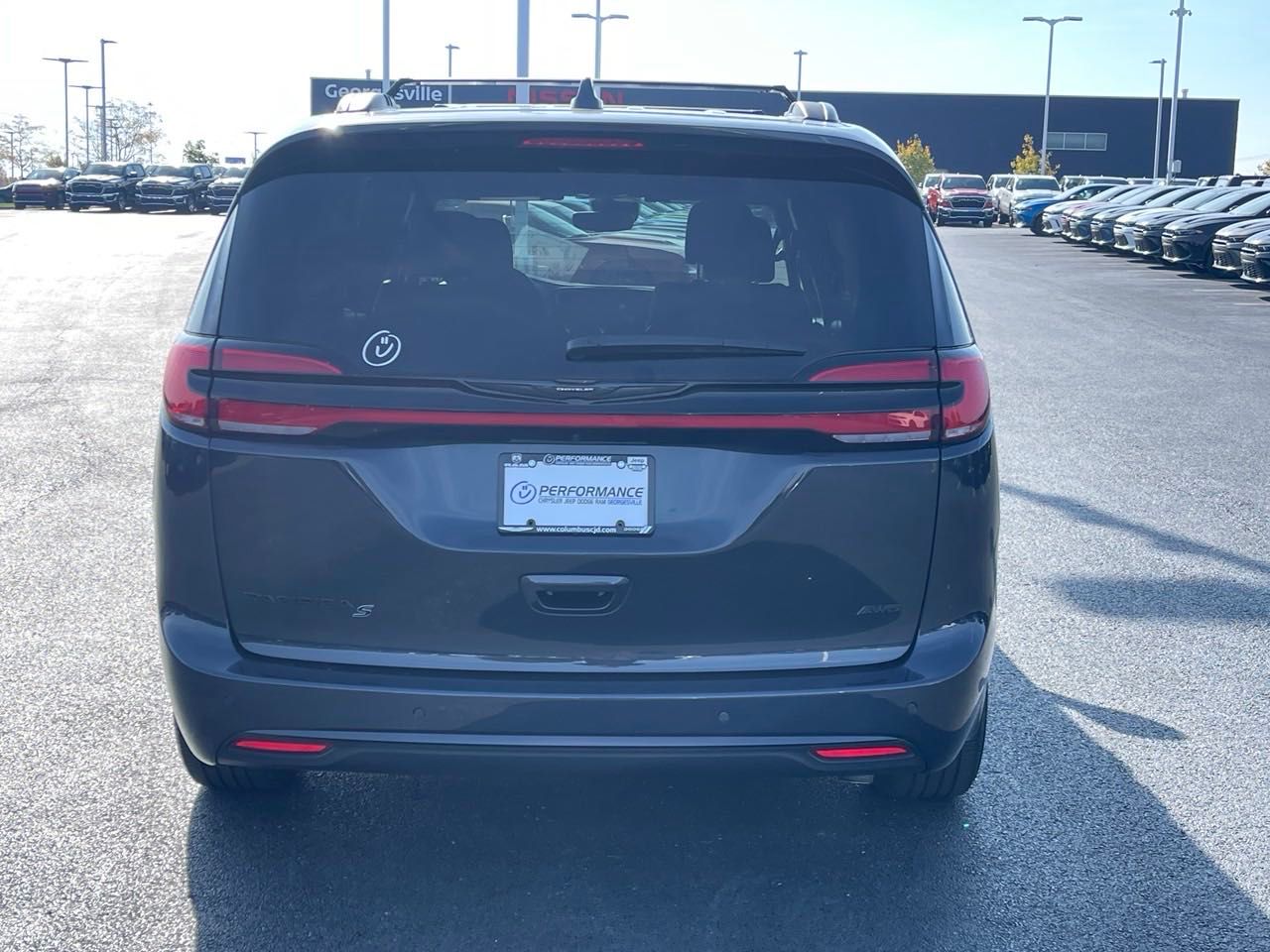 2021 Chrysler Pacifica Touring 4