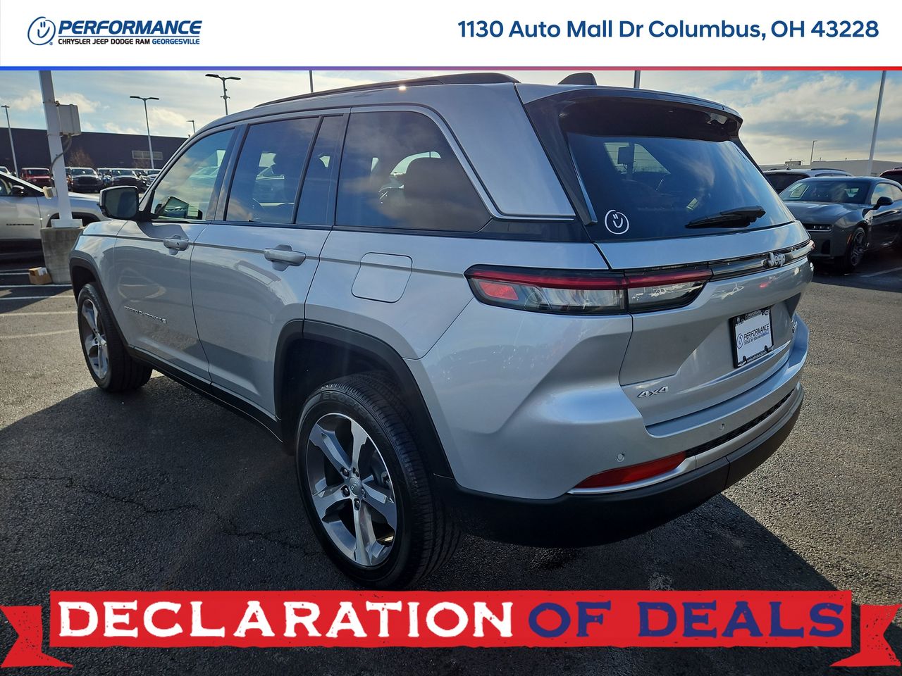 View vehicle photo 5