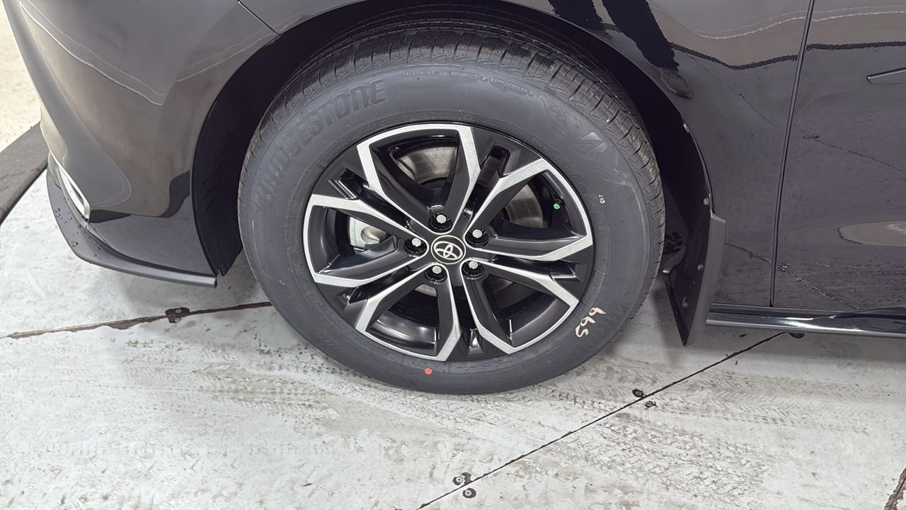 New 2026 Black Toyota Platinum image 25