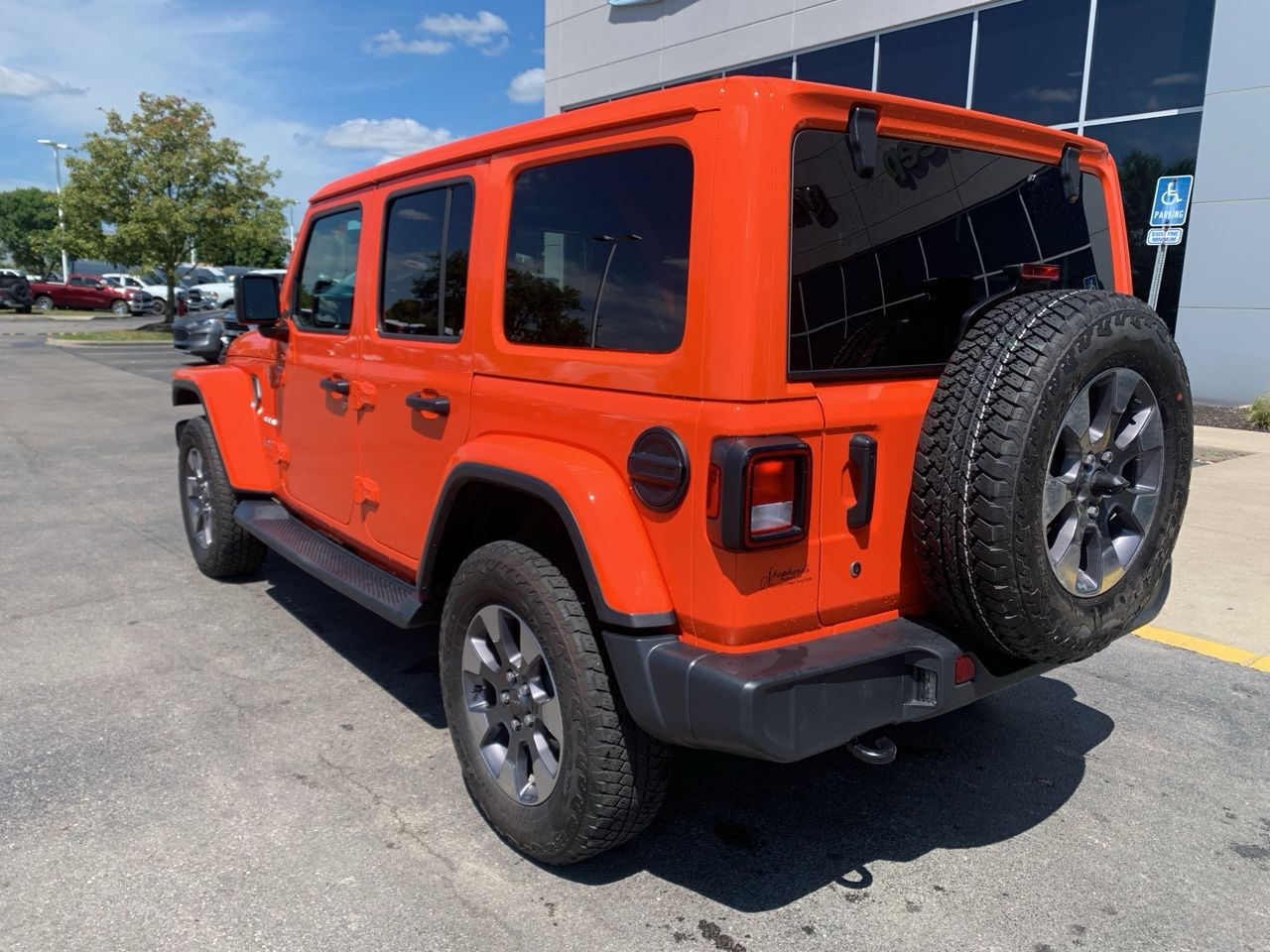 2020 Jeep Wrangler Unlimited Sahara 5