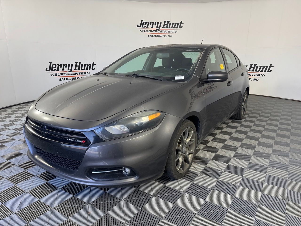 Gray (Granite Crystal Metallic Clearcoat) 2014 Dodge Dart SXT FWD Sedan Front-Wheel Drive 6-Speed Automatic