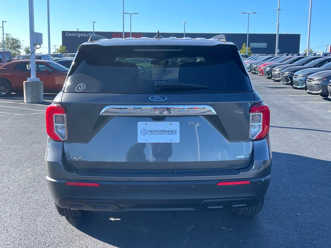 2020 Ford Explorer XLT 4