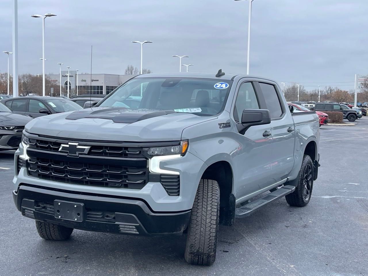 2024 Chevrolet Silverado 1500 LT Trail Boss 7