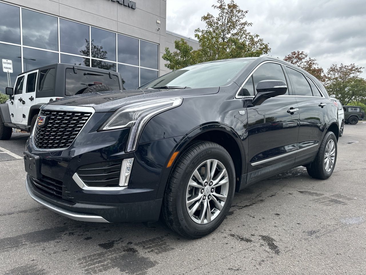 2022 Cadillac XT5 Premium Luxury 3