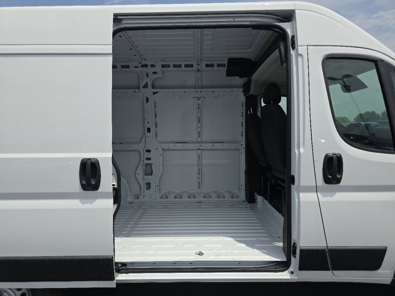 2024 Ram ProMaster 1500 Base 11