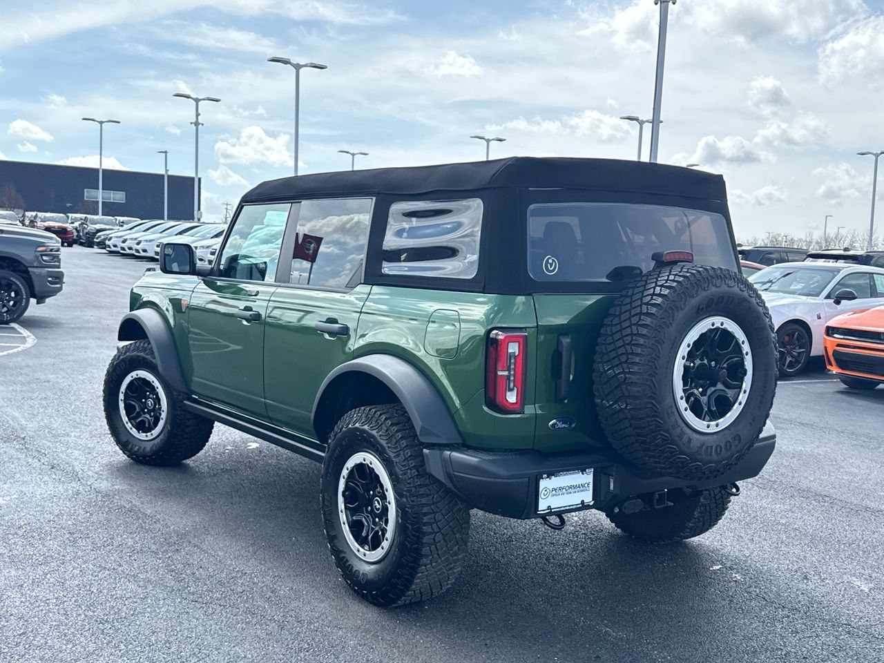 View vehicle photo 5