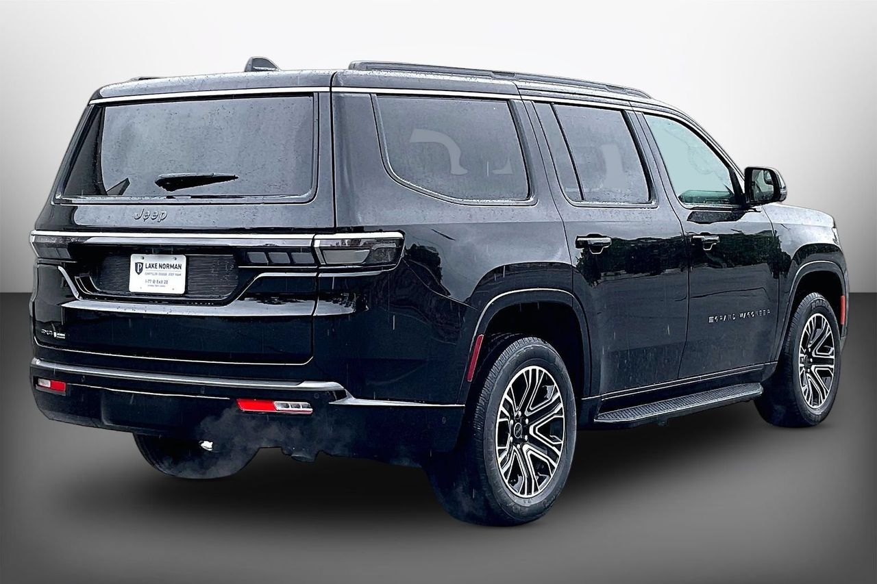 New 2026 Black Jeep  image 8