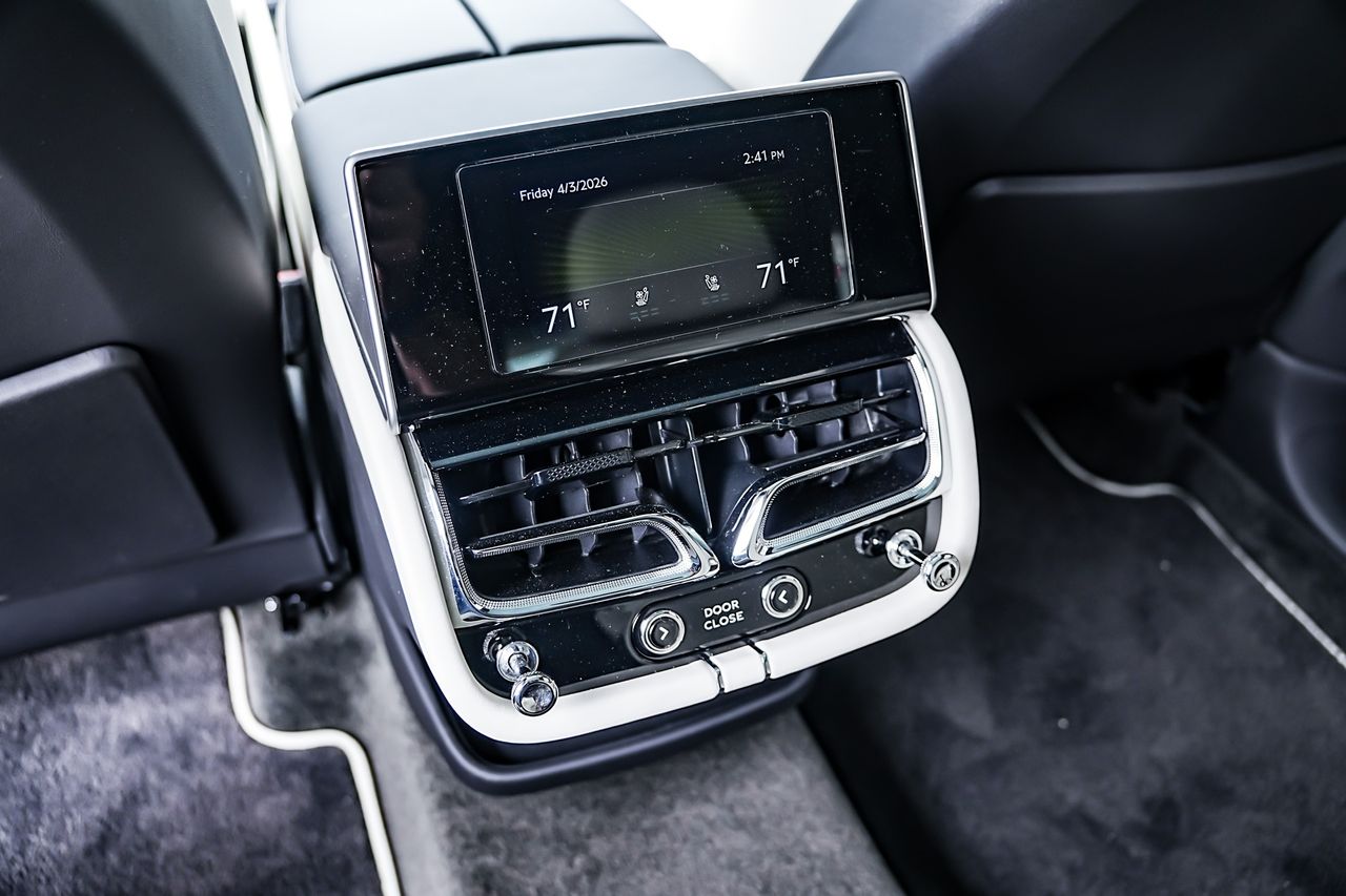 Used Car 2023 Bentley Bentayga Ewb  For Sale Under $200,000 In Austin, Texas