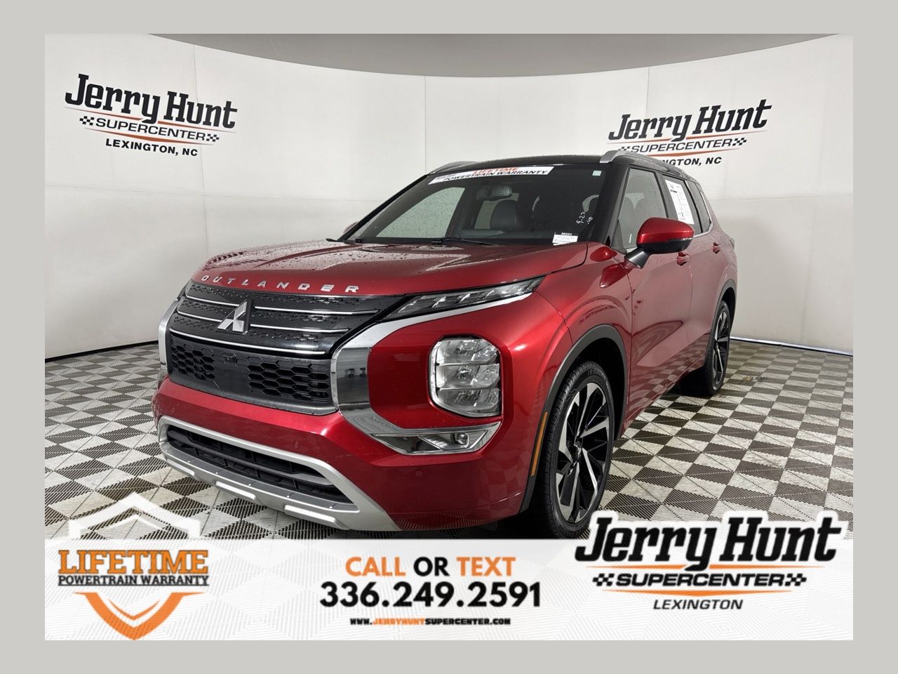 Red 2024 Mitsubishi Outlander SUV / Crossover Front-Wheel Drive Continuously Variable Transmission