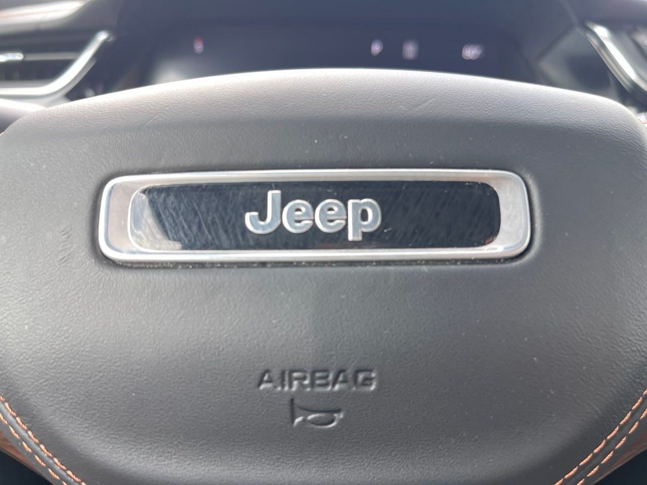 2023 Jeep Grand Cherokee Summit 29