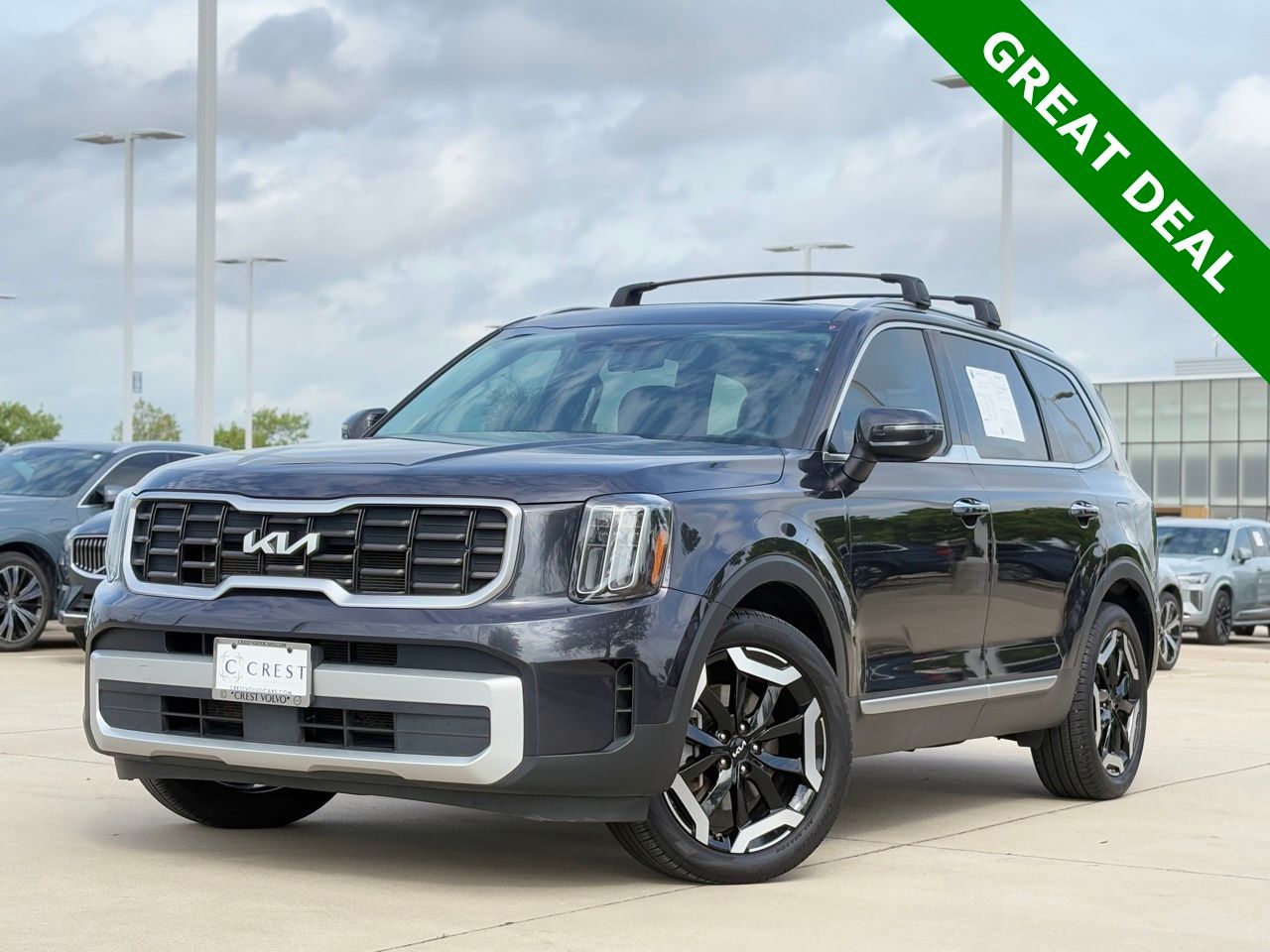 View vehicle photo 2