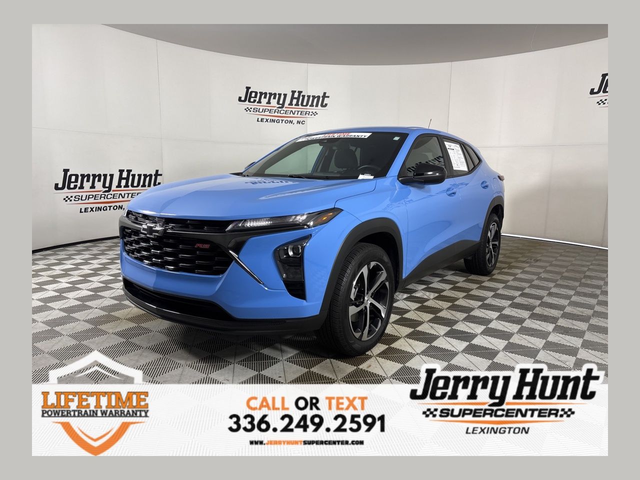 2024 Chevrolet Trax RS with 1RS FWD