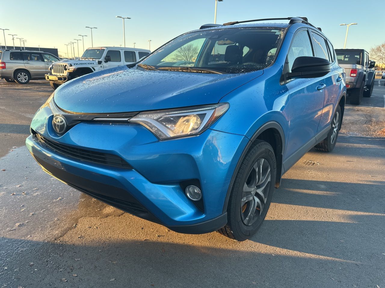 2017 Toyota RAV4 LE 2