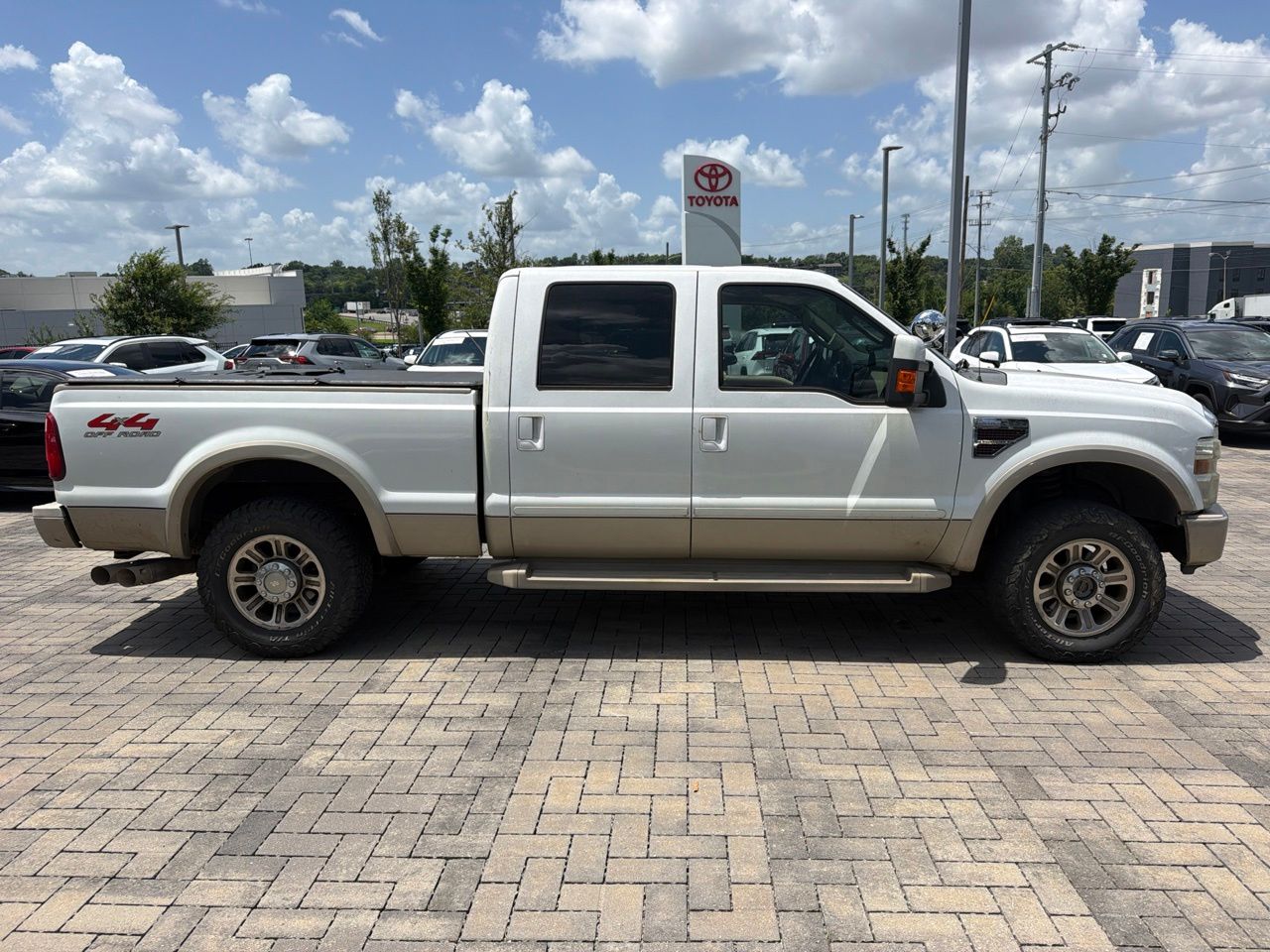 Used 2008  Ford  image 4
