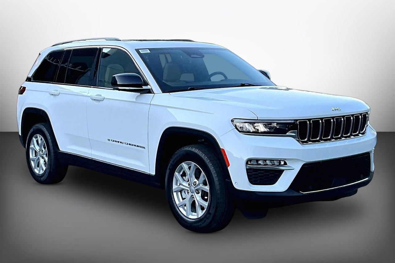 Bright White Clearcoat 2023 Jeep Grand Cherokee SUV / Crossover Four-Wheel Drive 8-Speed Automatic
