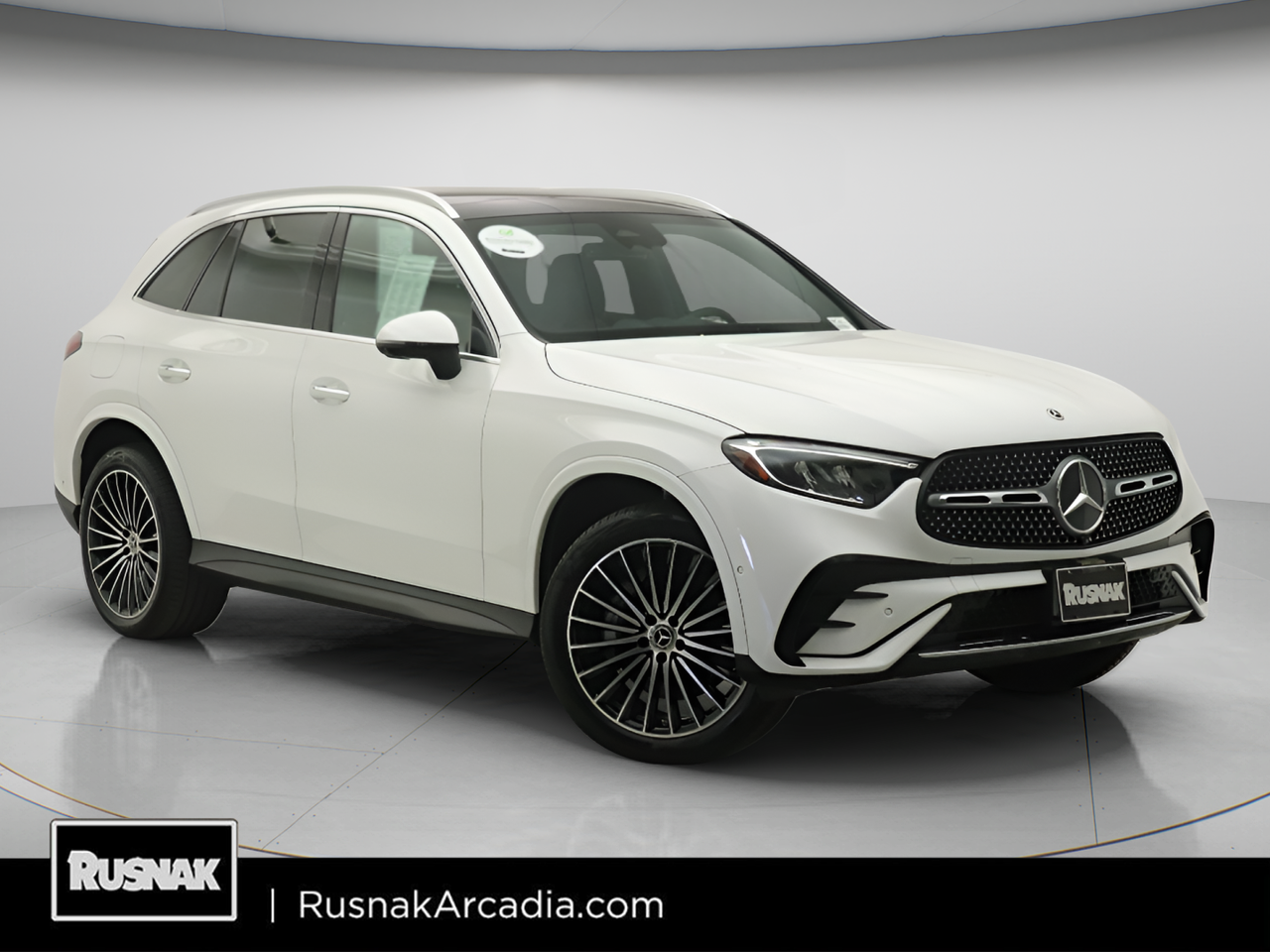 MANUFAKTUR Moonlight White Metallic 2024 Mercedes-Benz GLC SUV / Crossover All-Wheel Drive 9-Speed Automatic