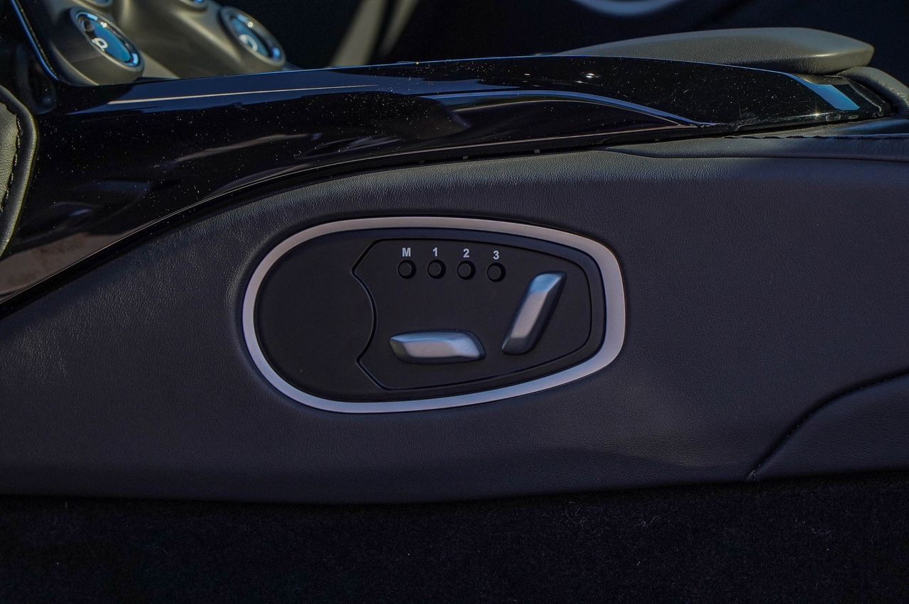 Used Car 2022 Aston Martin Vantage  For Sale Under $140,000 In Austin, Texas