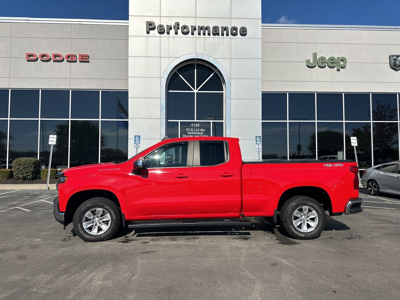 2020 Chevrolet Silverado 1500 LT 4