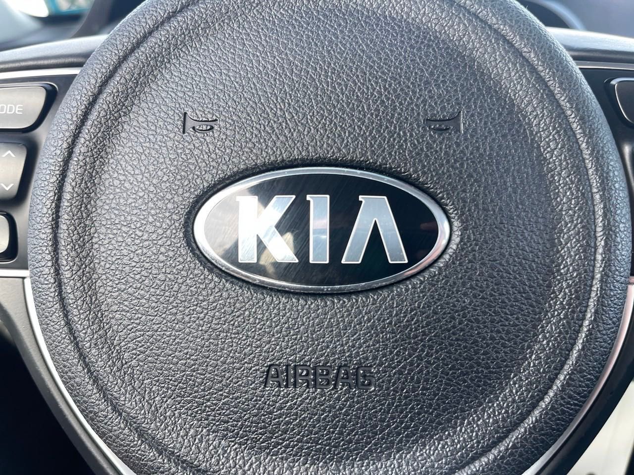 2018 Kia Optima S 28