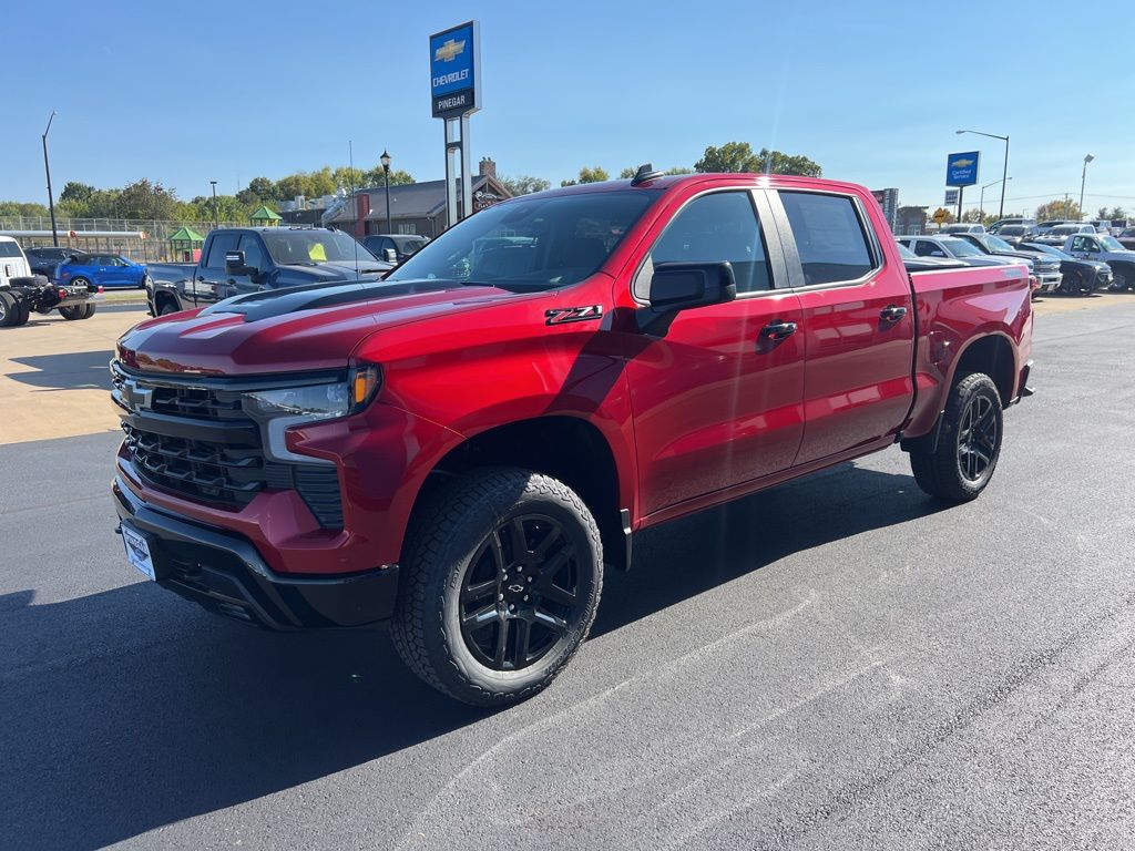 2025 Chevrolet Silverado 1500 LT Trail Boss 3