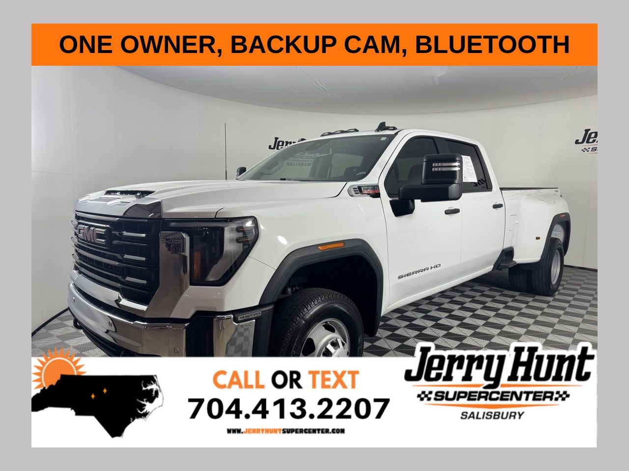 Summit White 2025 GMC Sierra 3500HD Pickup Truck Four-Wheel Drive Automatic