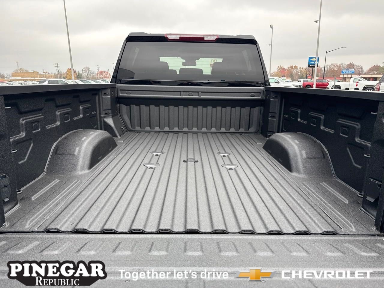 2025 Chevrolet Silverado 2500HD Custom 14