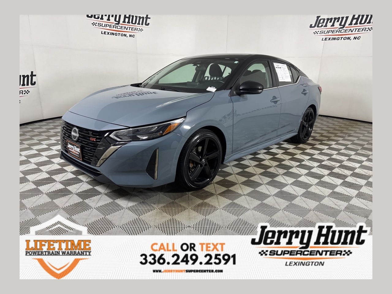 Atlantic Gray Metallic/Super Black 2024 Nissan Sentra Sedan Front-Wheel Drive Continuously Variable Transmission