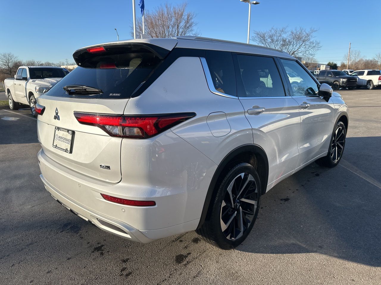 2022 Mitsubishi Outlander SEL 7