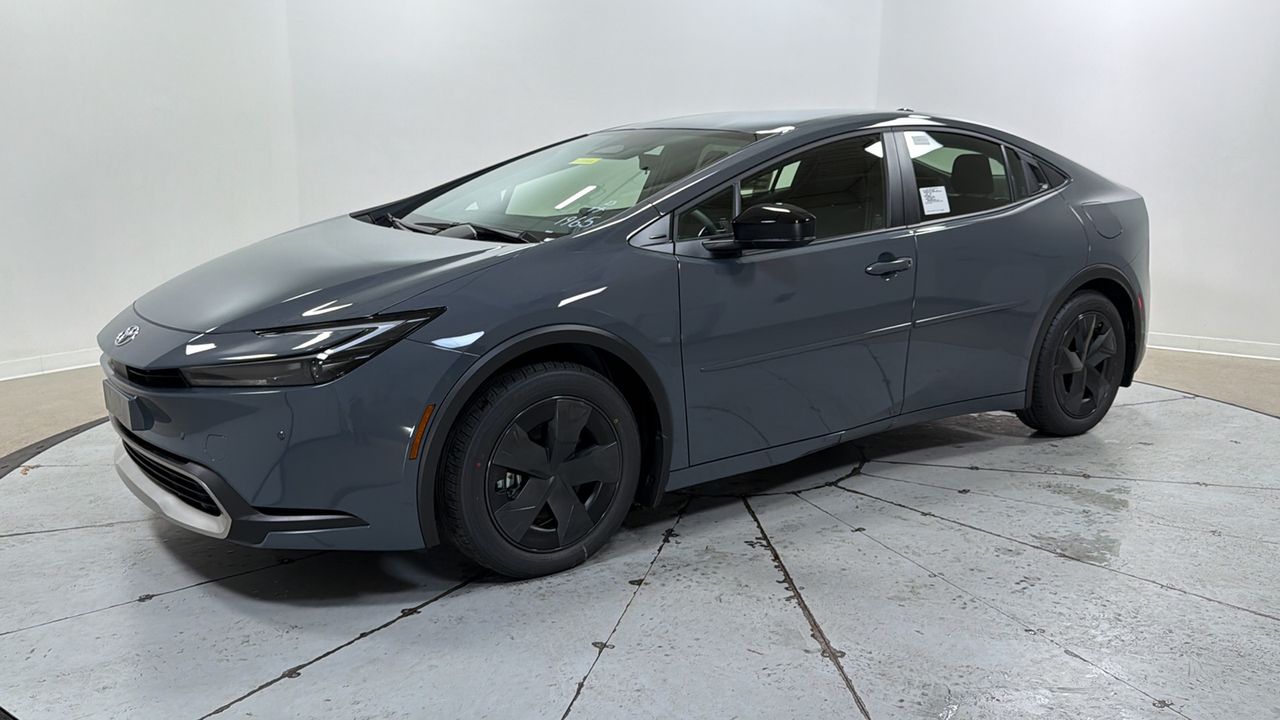 2026 Toyota Prius Plug-In Hybrid SE FWD Hatchback Front-Wheel Drive Continuously Variable Transmission