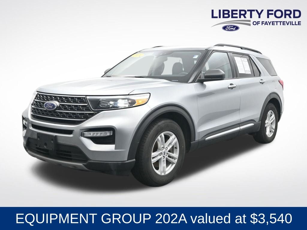 Silver Metallic 2024 Ford Explorer XLT RWD SUV / Crossover Rear-Wheel Drive Automatic