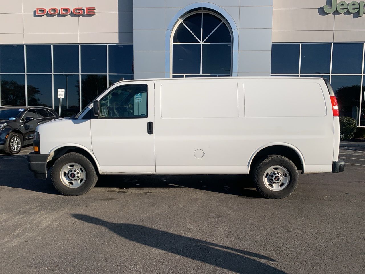 2019 GMC Savana 2500 Work Van 6