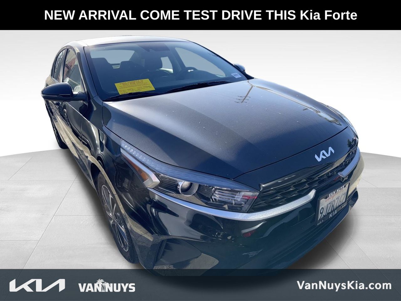 View vehicle photo 4