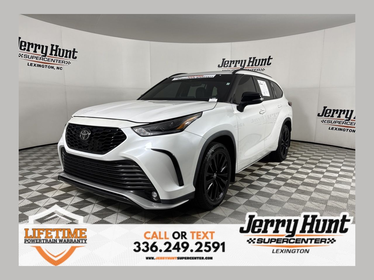 Pearl 2024 Toyota Highlander SUV / Crossover Front-Wheel Drive 8-Speed Automatic