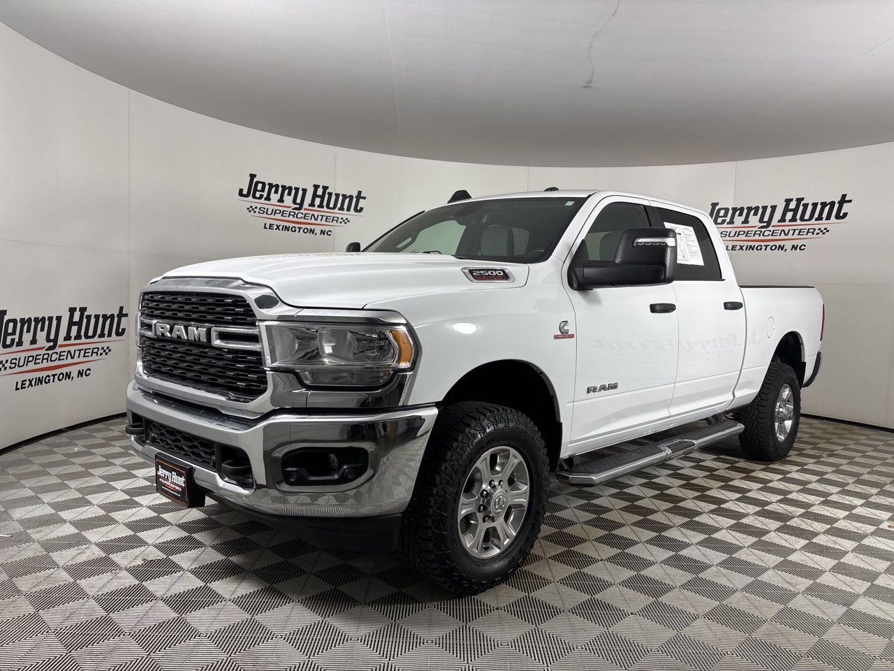2024 RAM 2500 Big Horn Crew Cab 4WD