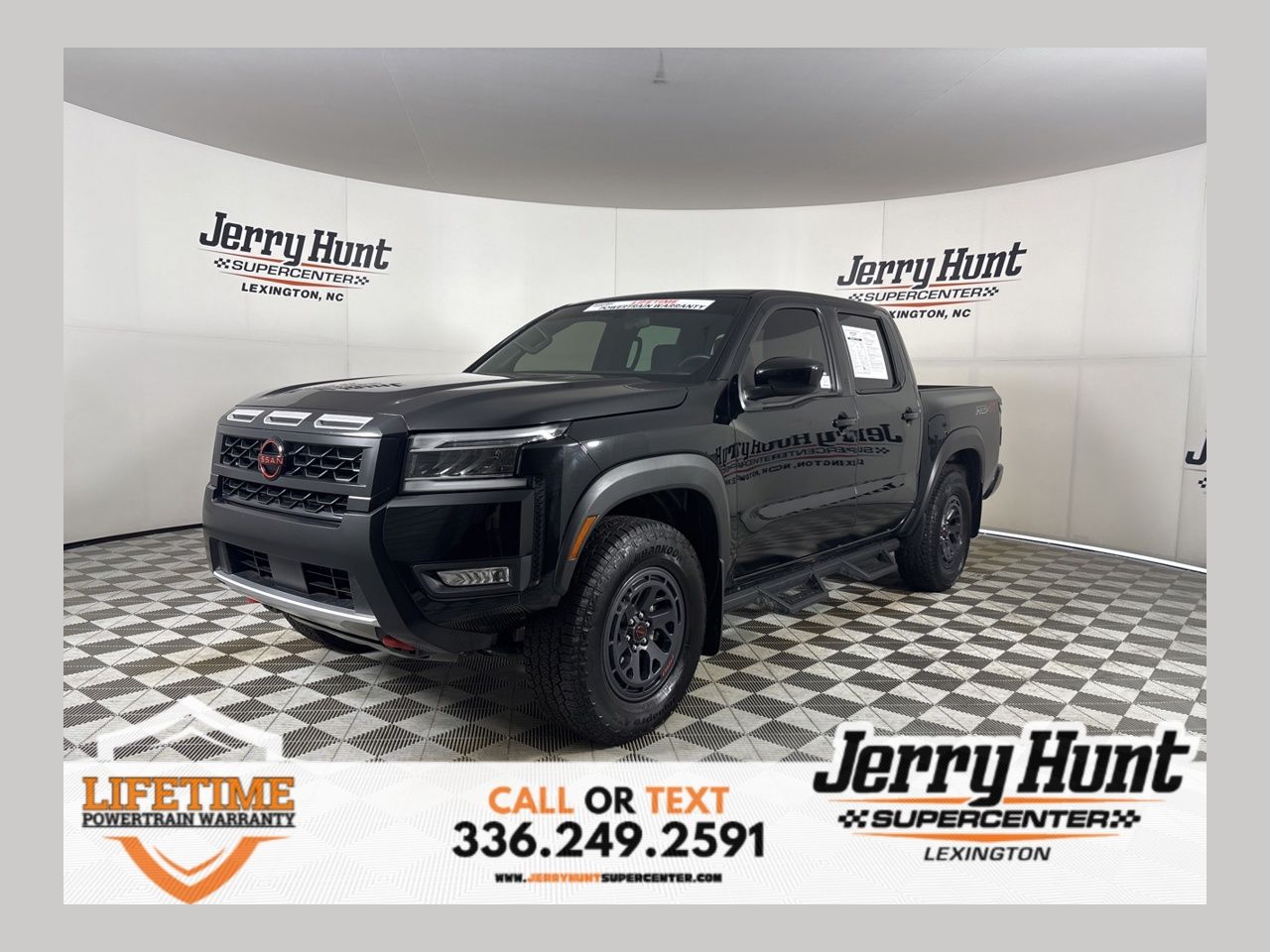 Super Black 2025 Nissan Frontier Pickup Truck Four-Wheel Drive 9-Speed Automatic Overdrive