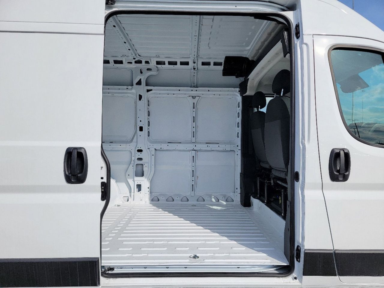 2024 Ram ProMaster 1500 Base 11