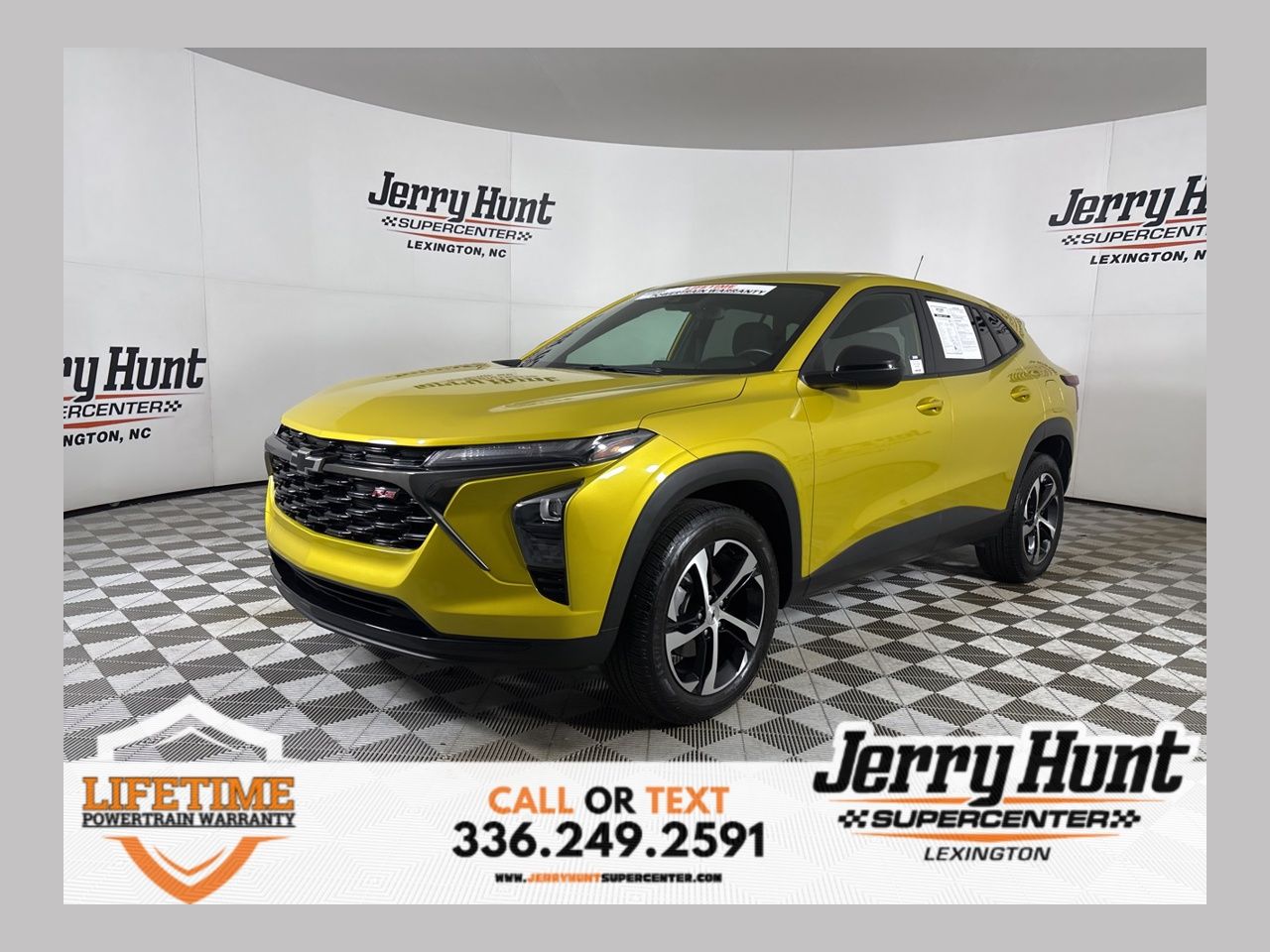 2024 Chevrolet Trax RS with 1RS FWD