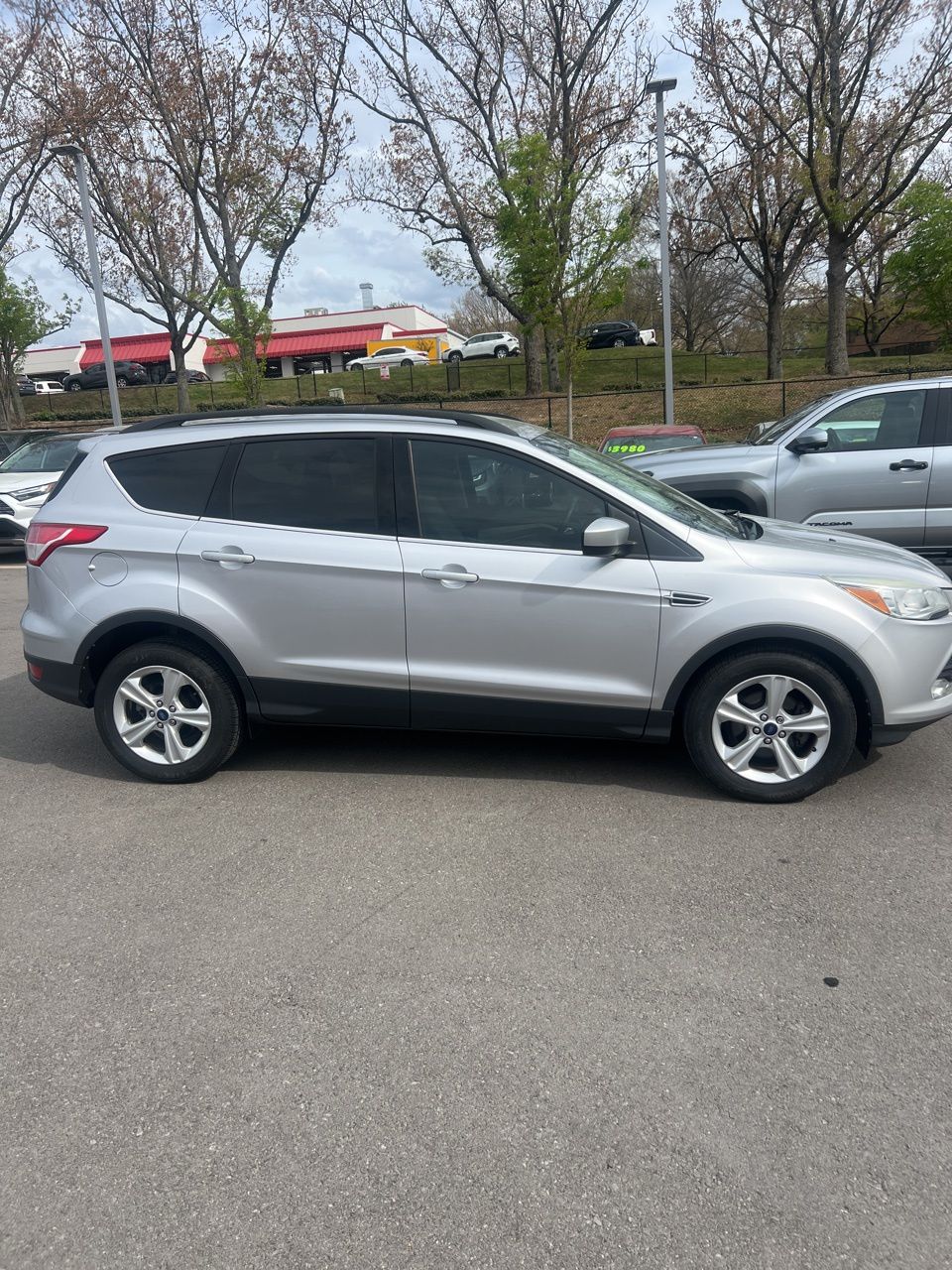 View vehicle photo 4