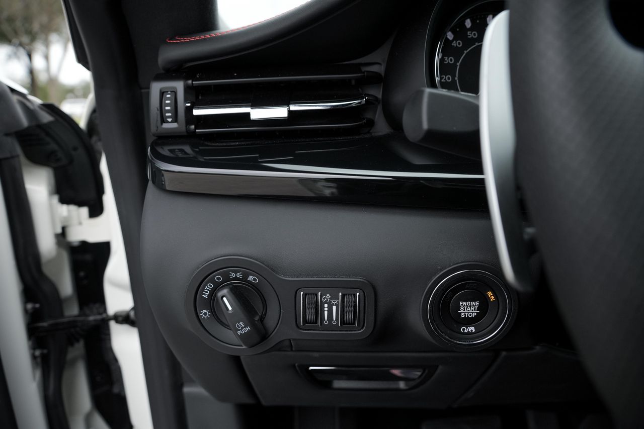 Used Car 2024 Maserati Quattroporte  Modena For Sale Under $90,000 In Austin, Texas