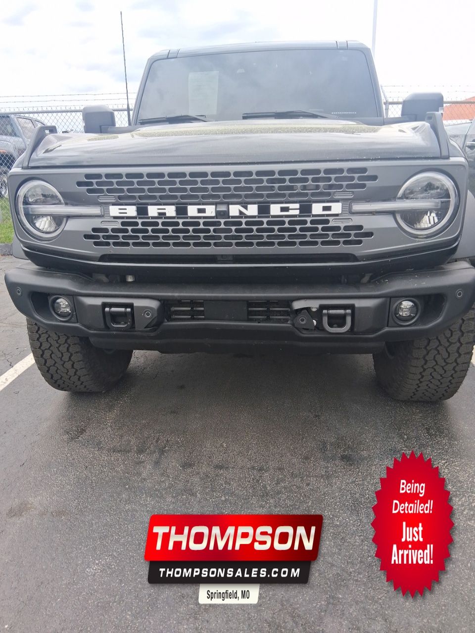 Shadow Black 2025 Ford Bronco Badlands 4-Door 4WD SUV / Crossover Four-Wheel Drive Automatic