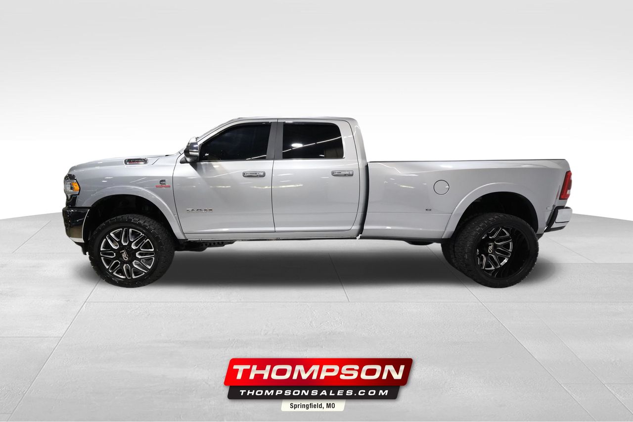Billet Silver Metallic Clearcoat 2022 RAM 3500 Laramie Crew Cab LB DRW 4WD Pickup Truck Four-Wheel Drive 6-Speed Automatic