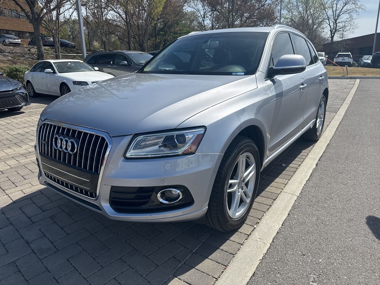 2017 Audi Q5 2.0T quattro Premium Plus