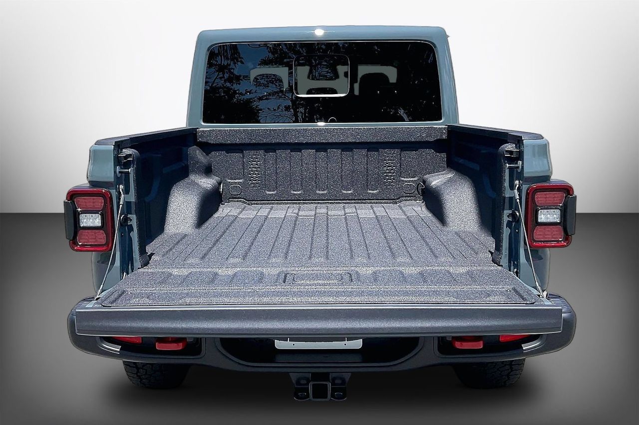 New 2026 Gray Jeep Rubicon image 21