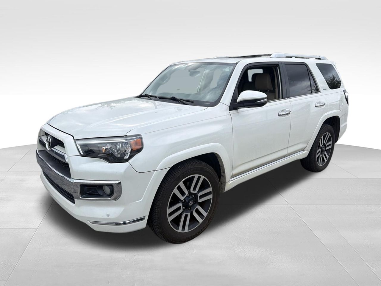 Super White 2018 Toyota 4Runner SUV / Crossover 4X2 5-Speed Automatic Overdrive