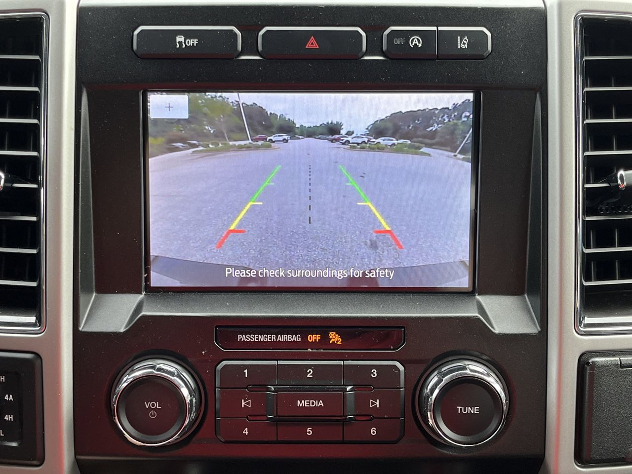 View vehicle photo 4