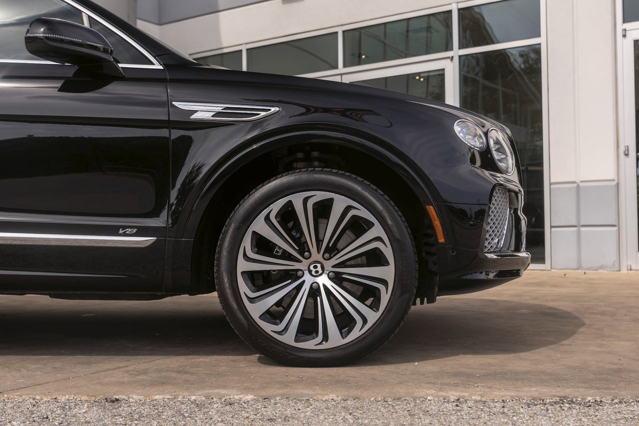 Used Car 2021 Bentley Bentayga  V8 For Sale Under $130,000 In Austin, Texas