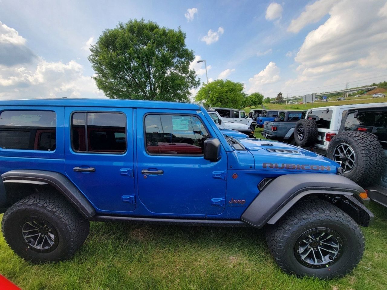 2024 Jeep Wrangler Rubicon 4